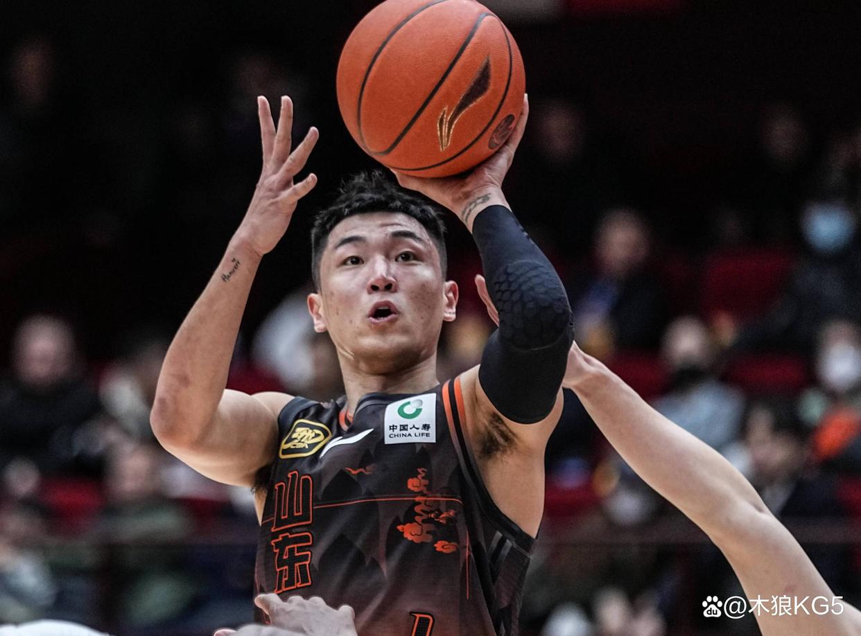 转折点新疆广汇回应争议；NBA常规赛今晚攻防权衡；底气十足；心理建设被强调的简单介绍