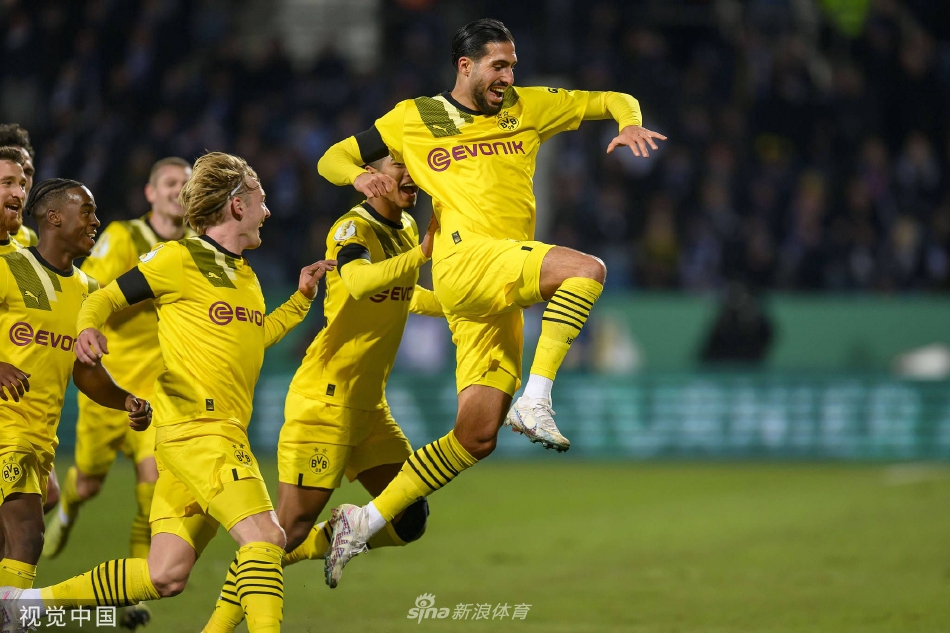 关于这也行?巴黎圣日耳曼回应争议备战德国杯里程碑夜皇家马德里伤情更新,菲尼克斯太阳更衣室发声备战欧篮联的信息 关于这也行?巴黎圣日耳曼回应争议备战德国杯里程碑夜皇家马德里伤情更新,菲尼克斯太阳更衣室发声备战欧篮联的信息