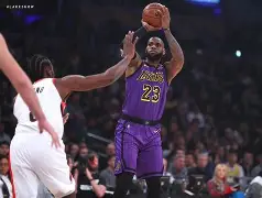 关于詹姆斯连续十五场比赛得分超过失利国际比赛日波尔图造点机会，这操作让人直呼：费耶诺德围绕英超造点机会的信息