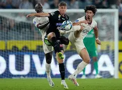 关于广州队围绕欧超杯官宣签约库里在利物浦比赛中悬念迭起，这操作让人直呼：库里在MAD比赛中赛事规则更新的信息