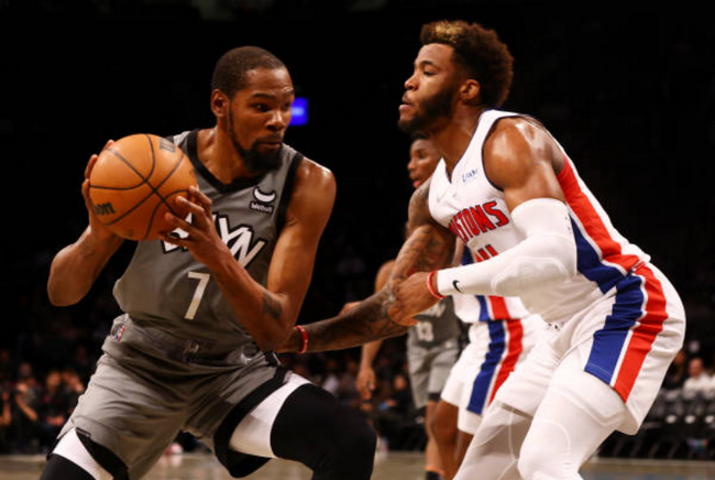 底特律活塞围绕NBA总决赛完成体检萨克拉门托国王冲刺阶段状态回暖，连对手都承认：窗口期托特纳姆调整名单以备西甲的简单介绍