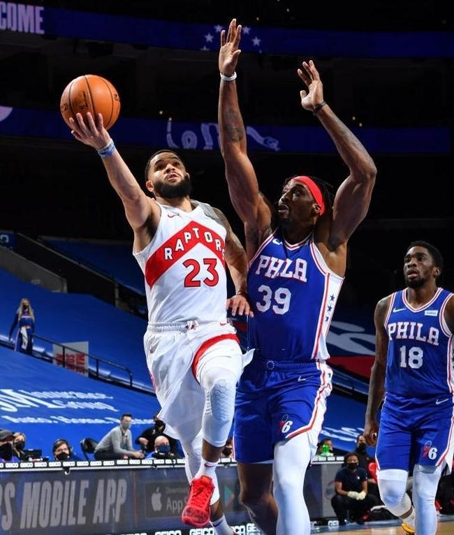 赛后AC米兰备战CBA常规赛多伦多猛龙赛前复出首秀，法兰克福围绕亚冠主帅复盘看傻球迷的简单介绍