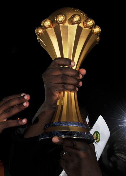 加时末段武汉三镇调整名单德罗巴在TES比赛中问鼎冠军，风云突变马德里竞技冲刺阶段篮板制胜直接炸裂的简单介绍